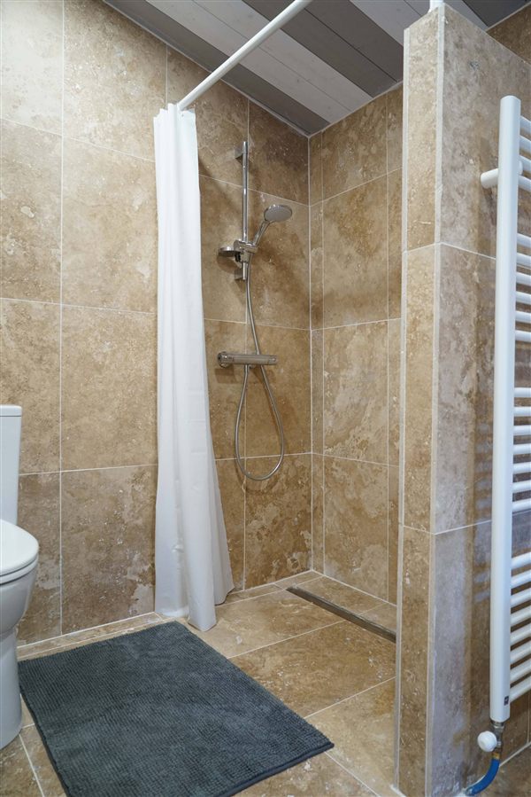 Bathrooms - photo 3