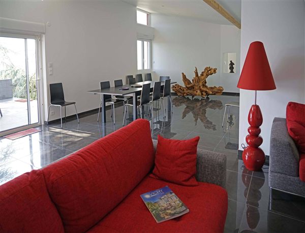 Living and dining room - photo 5